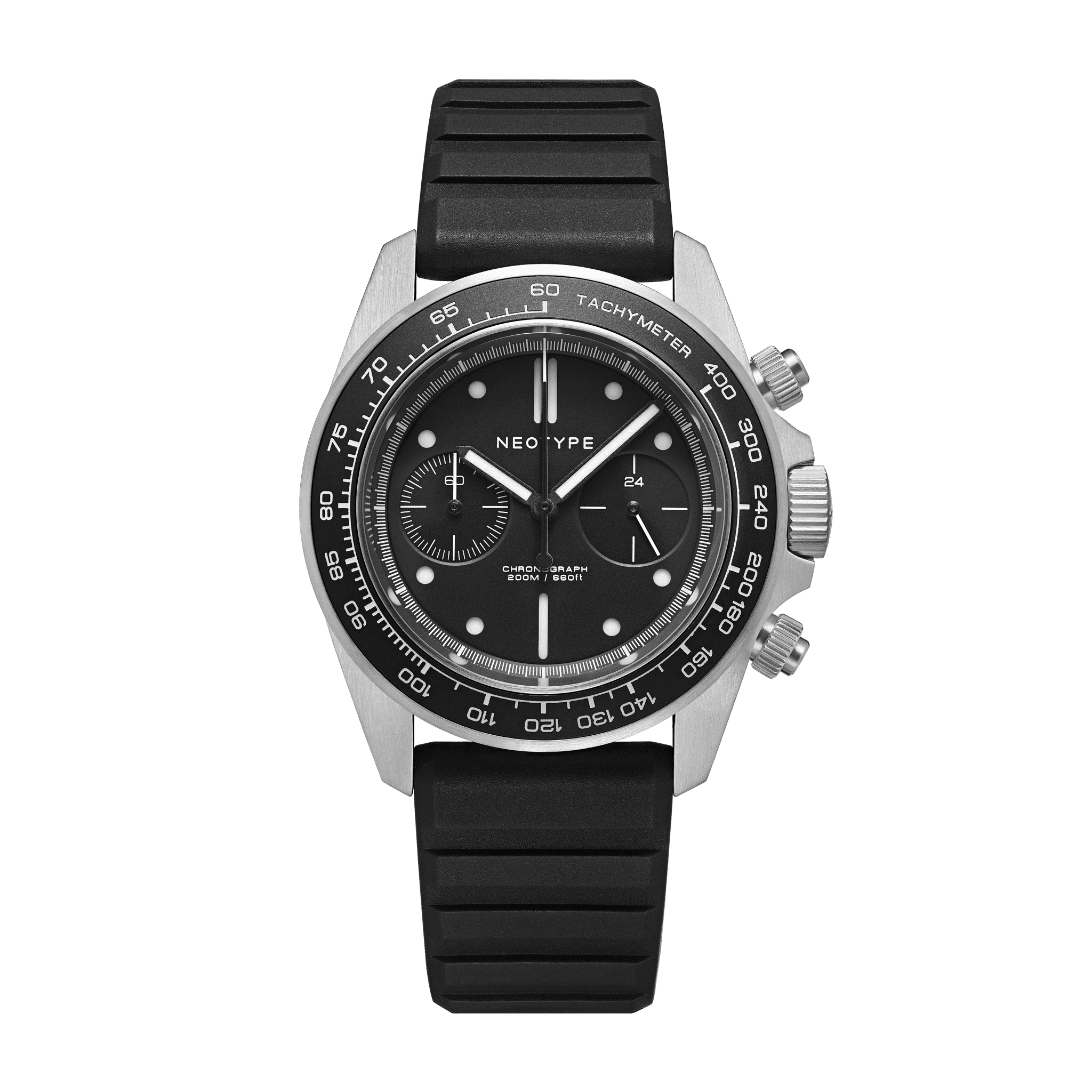 Montre chronographe Neotype Watches pour homme avec cadran noir vue de face, affichant des détails précis et une finition soignée, posée sur fond blanc.