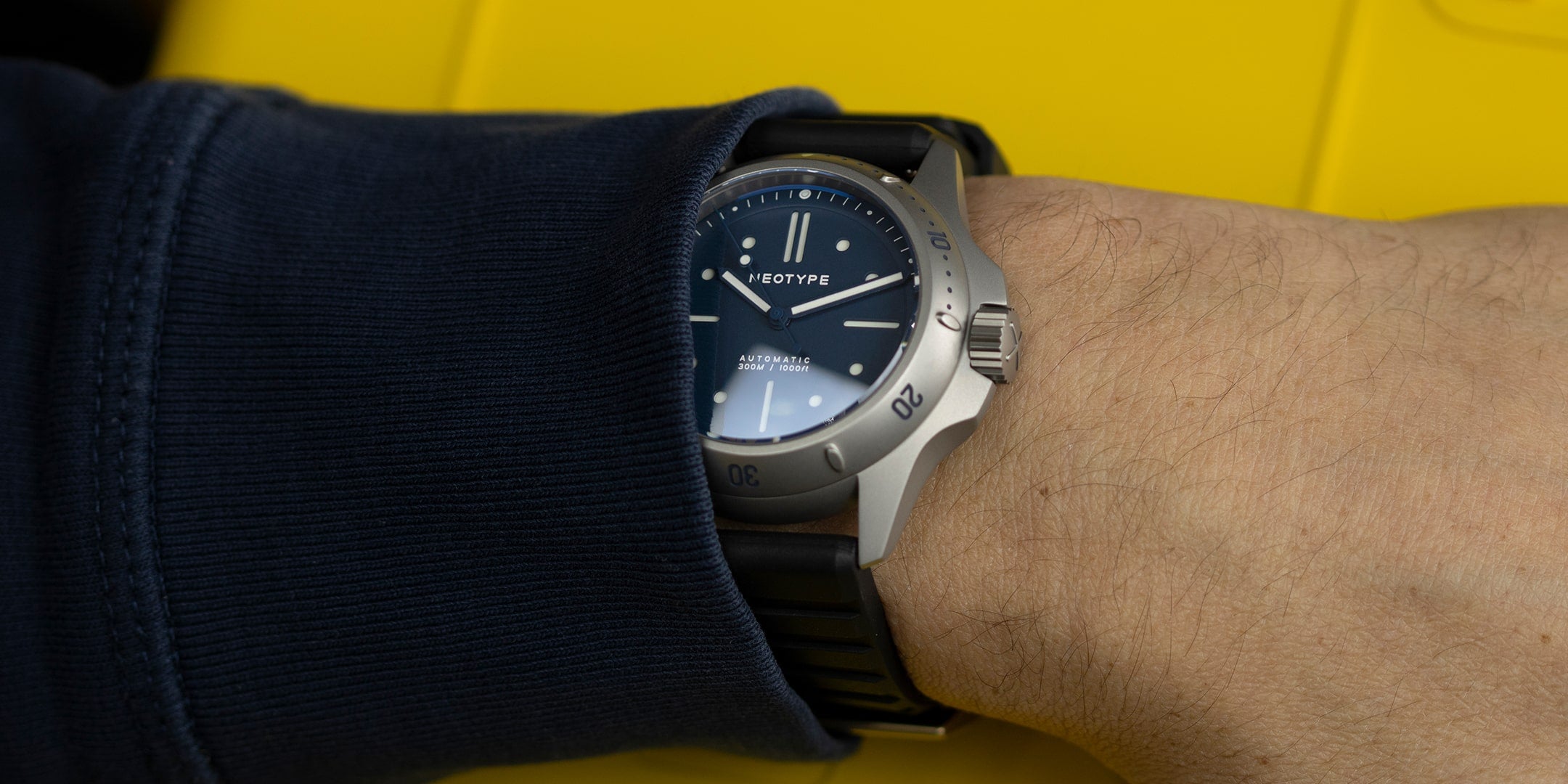 Bracelet de montres pour homme FKM couleur noir