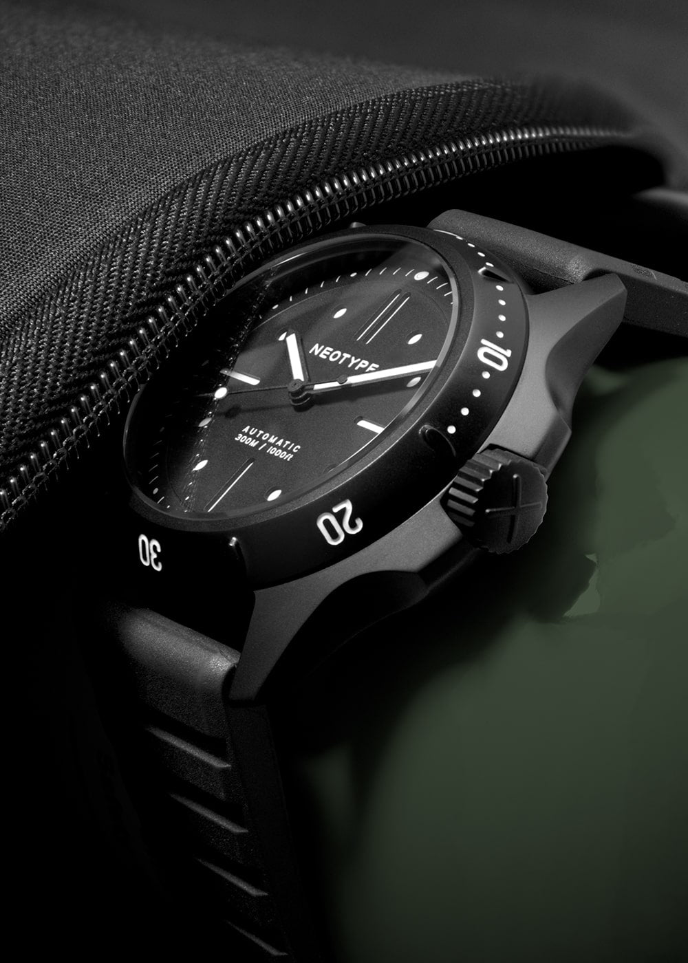 Horlogerie Neotype - Montre de plongée pour homme LM01D2N avec PVD noir