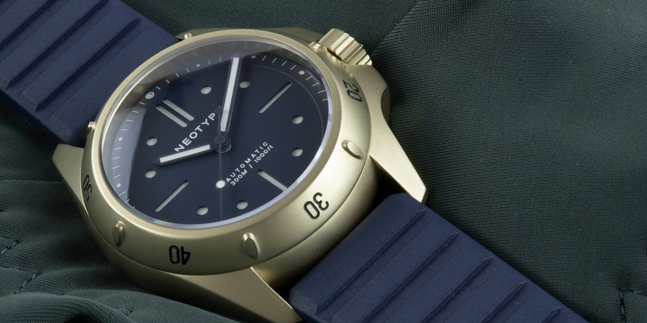 NEOTYPE WATCHES - Montre automatique de luxe pour homme