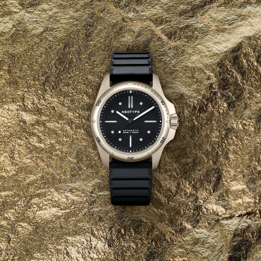 Watch marque hot sale